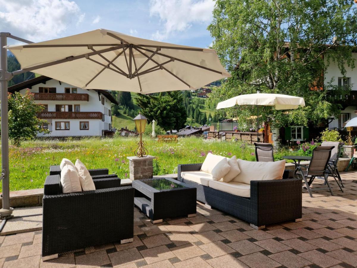 Hotel Kristall 레흐암 아르베르크 외부 사진